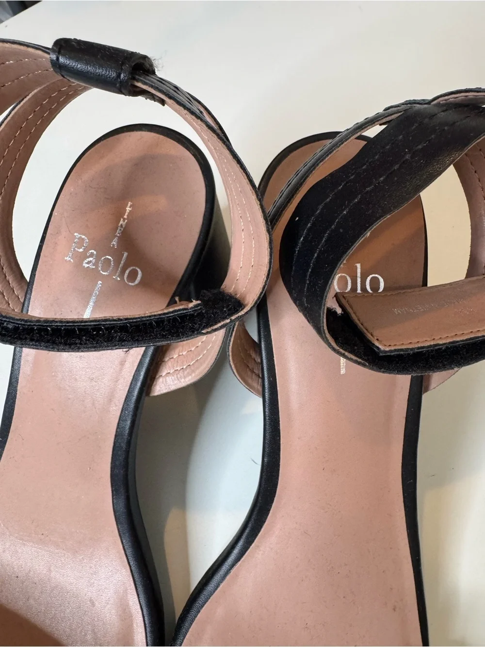 Linea Paolo Womens Emmie Heeled Sandals size 8 Leather Ankle Strap Black